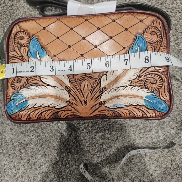 Hand Tooled Leather  Tan and Green Crossbody Bag - Picture 4 of 8